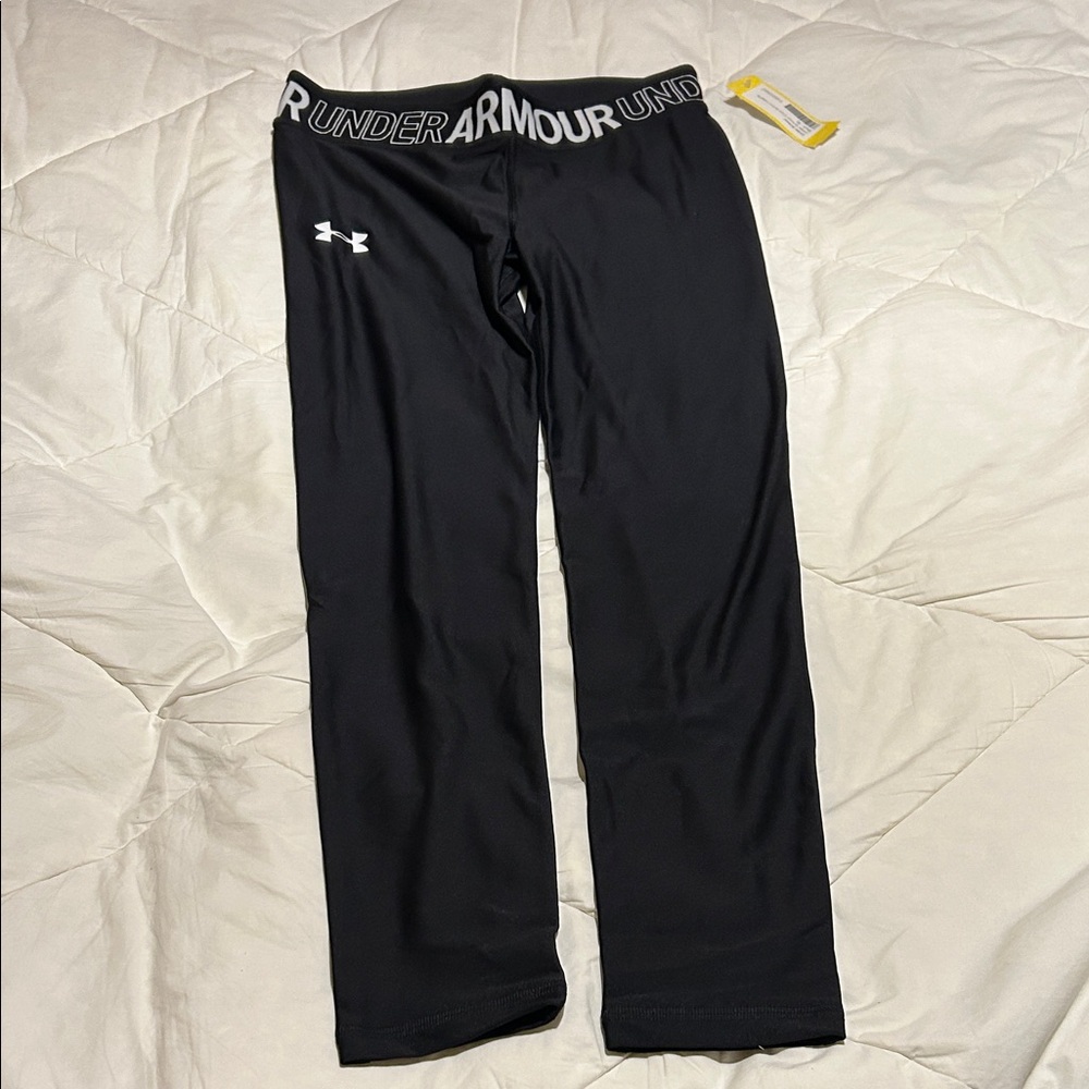 NWT Under Armour kids  Black Performance Leggings